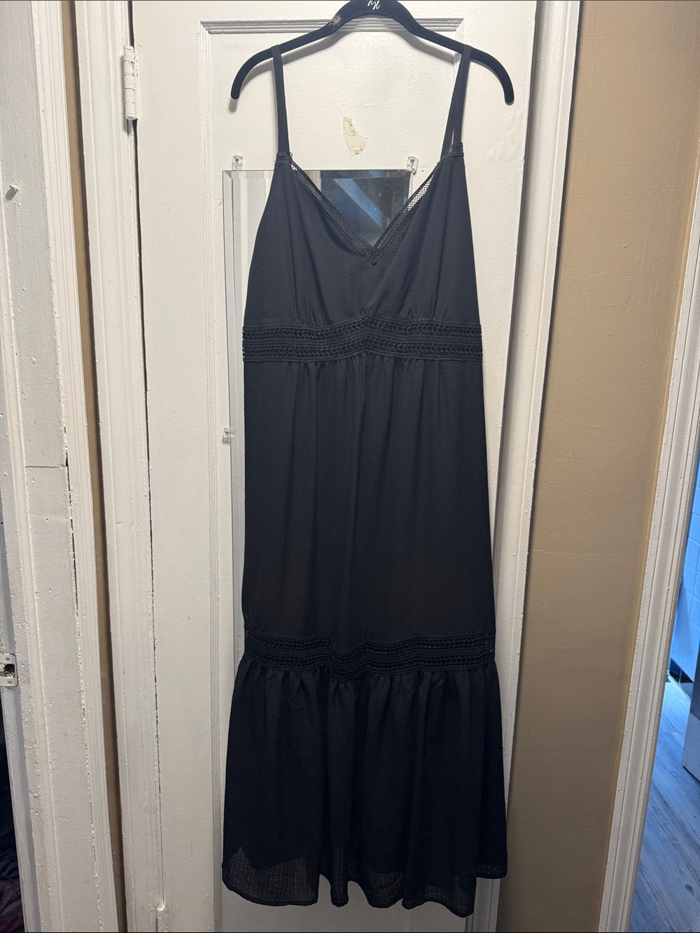 sofia by sofia vergara Black V-Neck Slip Top with Lace Trim with adjustable stra